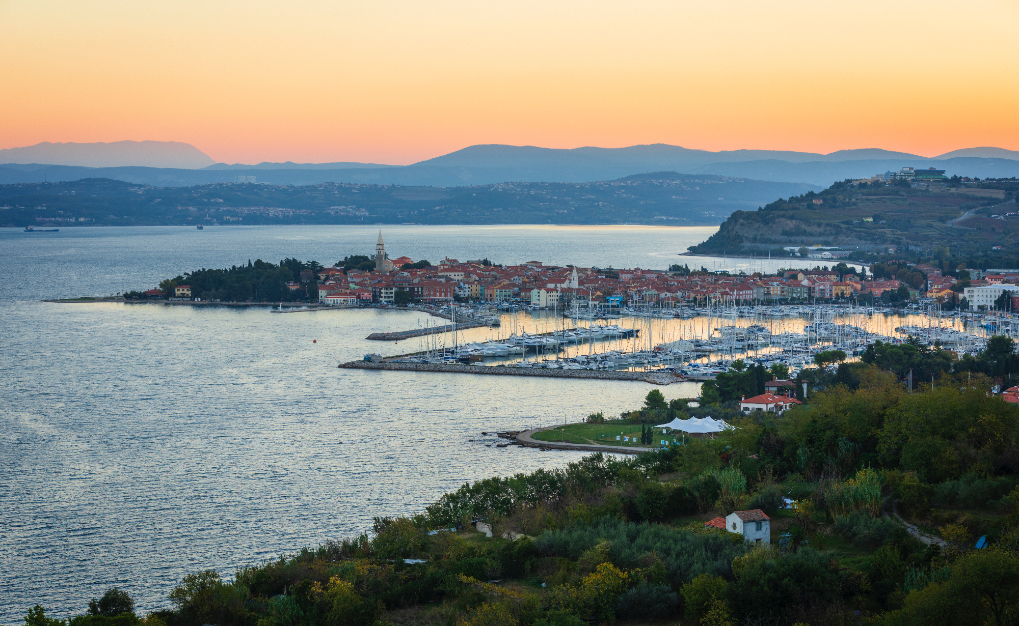 Nepremičnine Izola gredo kot za med